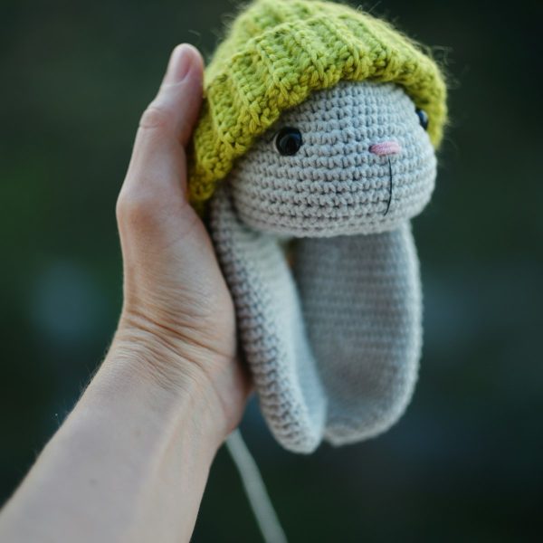 Daisy Crochet Bunny detail Daisy il Coniglietto all'Uncinetto